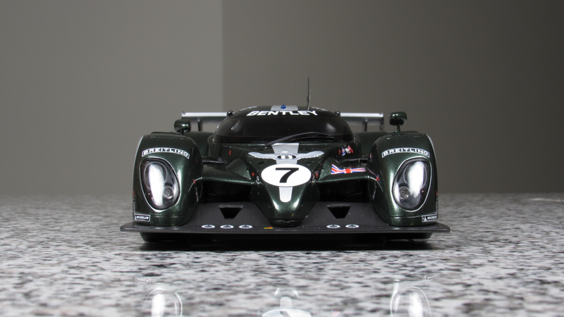 Illustration for article titled Bentley Speed 8